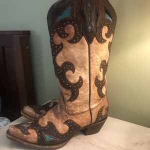 Buckle Women’s Corral boots